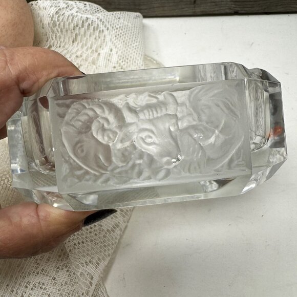 Vintage Bohemian Crystal Ashtray With Frosted Zodiac Design Elegant  & Heavy - Picture 11 of 16